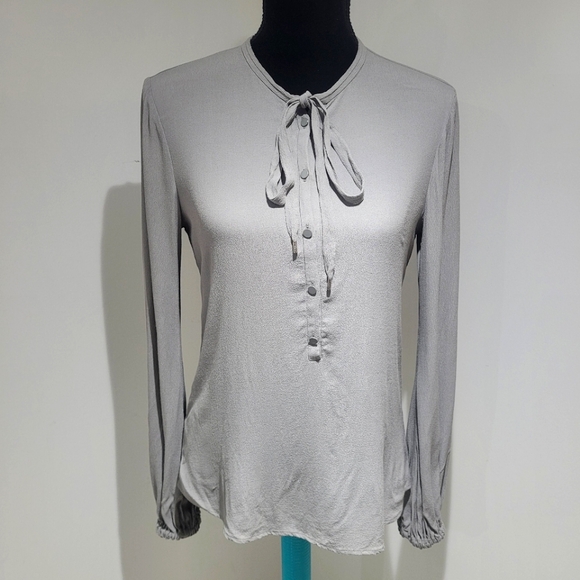 Diane Von Furstenberg Whitney Long Sleeve Lightweight Blouse Size 2 Gray - Picture 1 of 12
